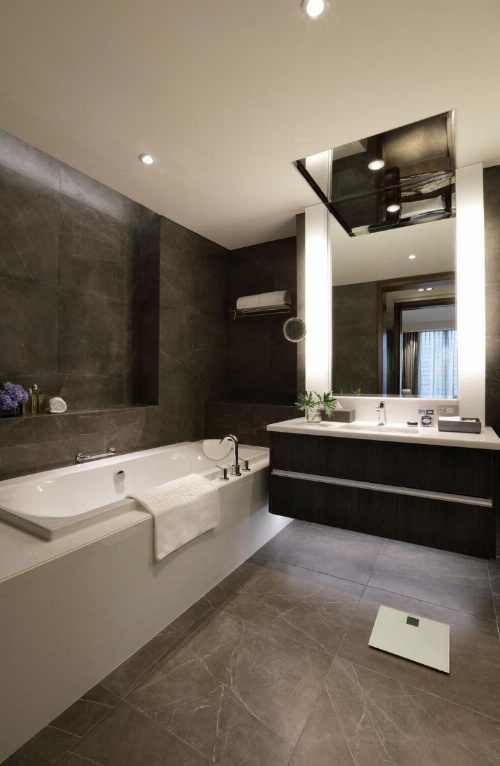 Makati Diamond Residences image 30