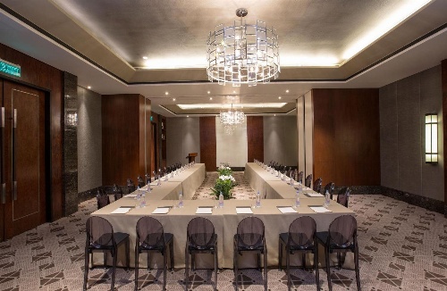 Makati Diamond Residences image 4
